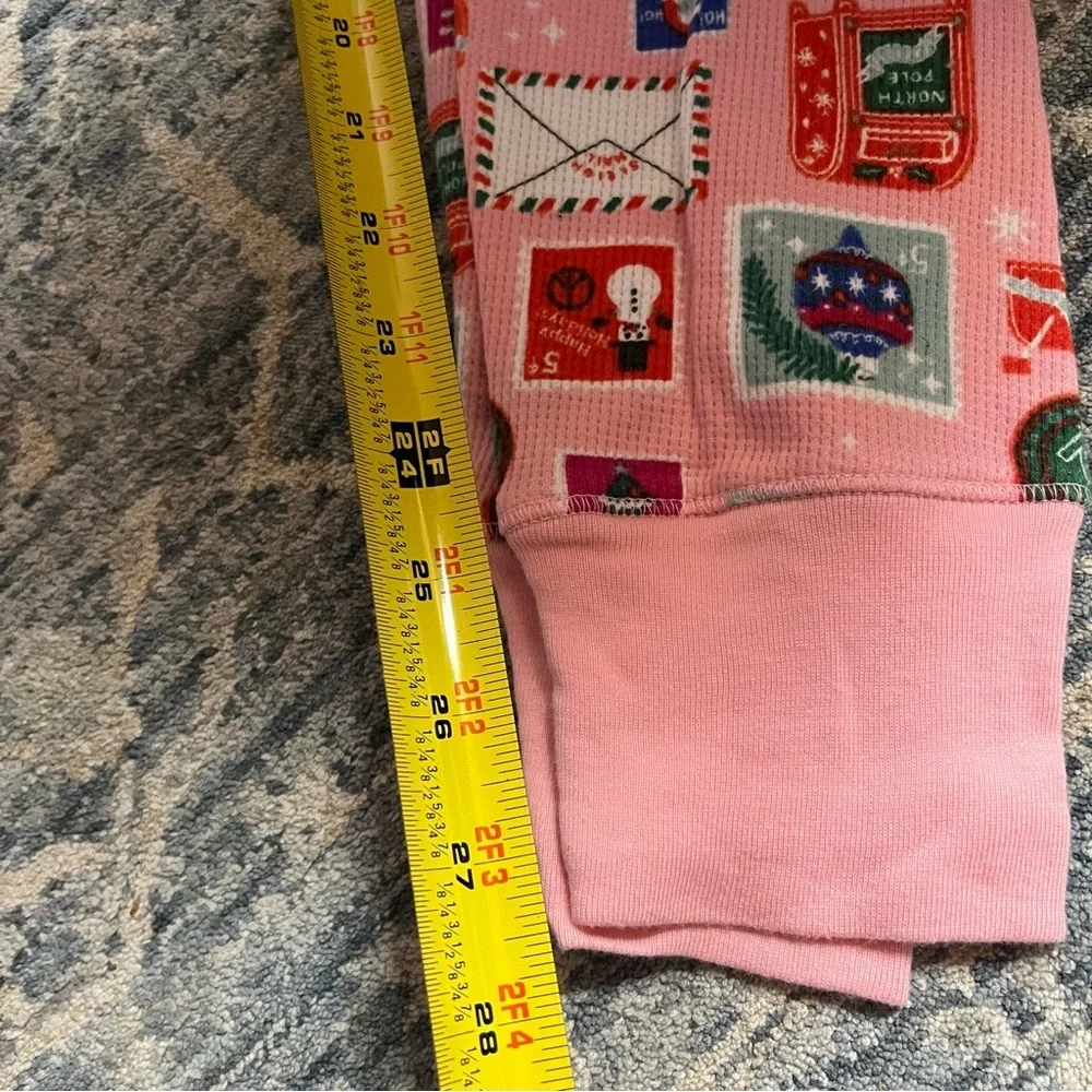 Old Navy Pink and White Patterned Leggings Holiday Sz Medium